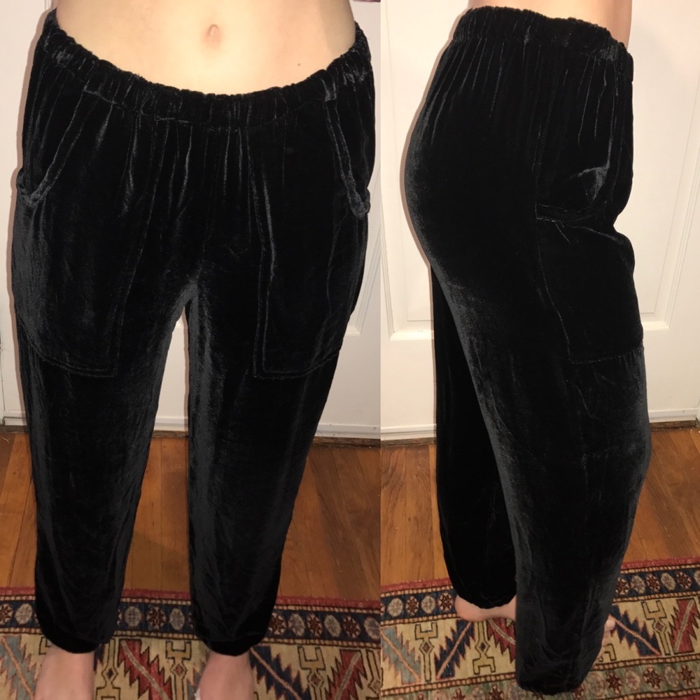 Rose Parks black velvet pants